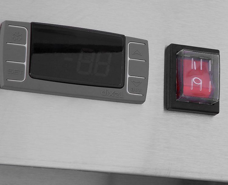 Atosa MBF8001GR, 28" Single Solid Swing Door Reach-In Freezer