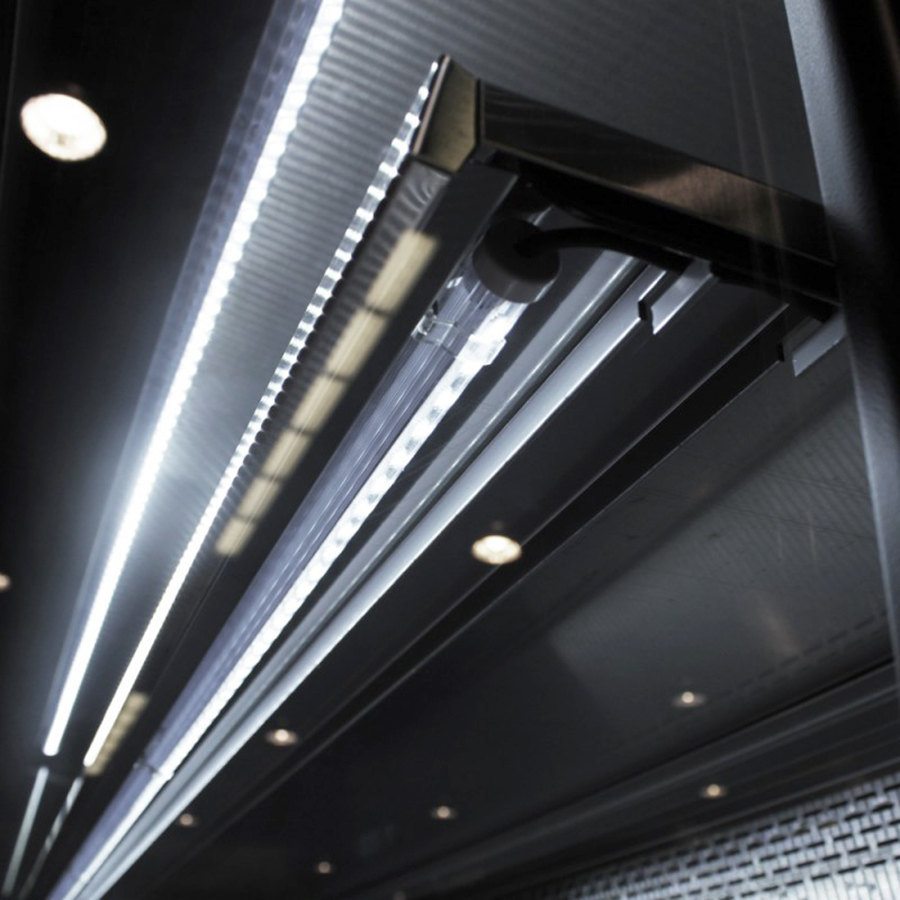 Turbo Air TOM-60-DX, 60" Extra Deep Glass / Solid Side Panel
