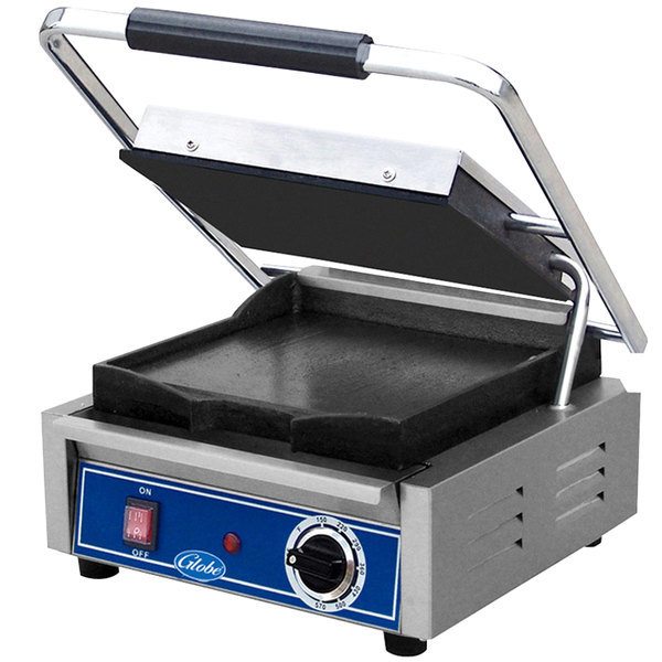 Globe GSG10, 10" Bistro Single Sandwich Grill with Smooth Plates