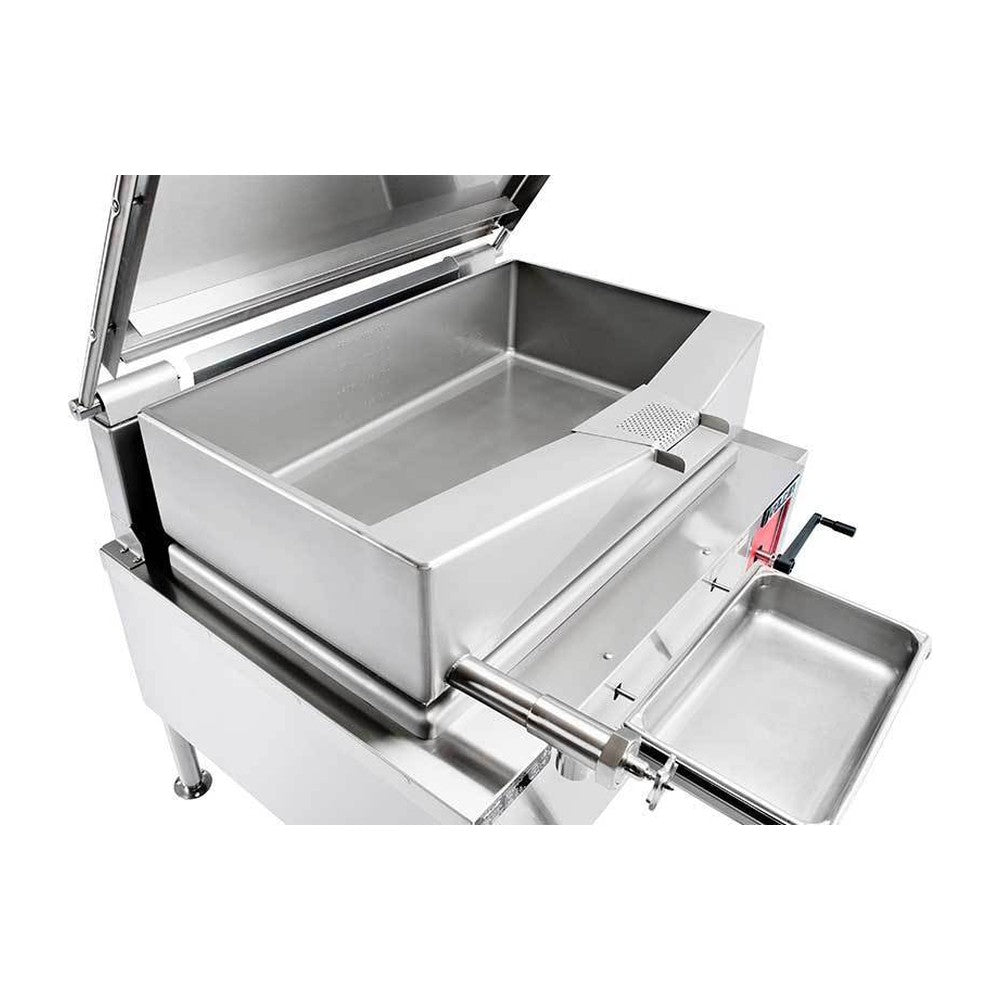 Vulcan VG30-1 30 gallon tilting skillet, view 3